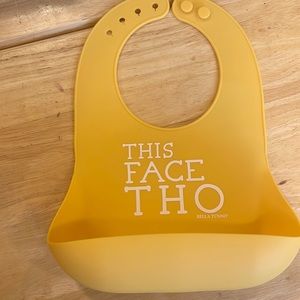 Silicone baby bib Bella Tunno
